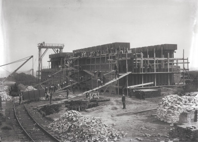 Glass plate negative of Broxburn Oil Company's Roman Camp Oil Works image