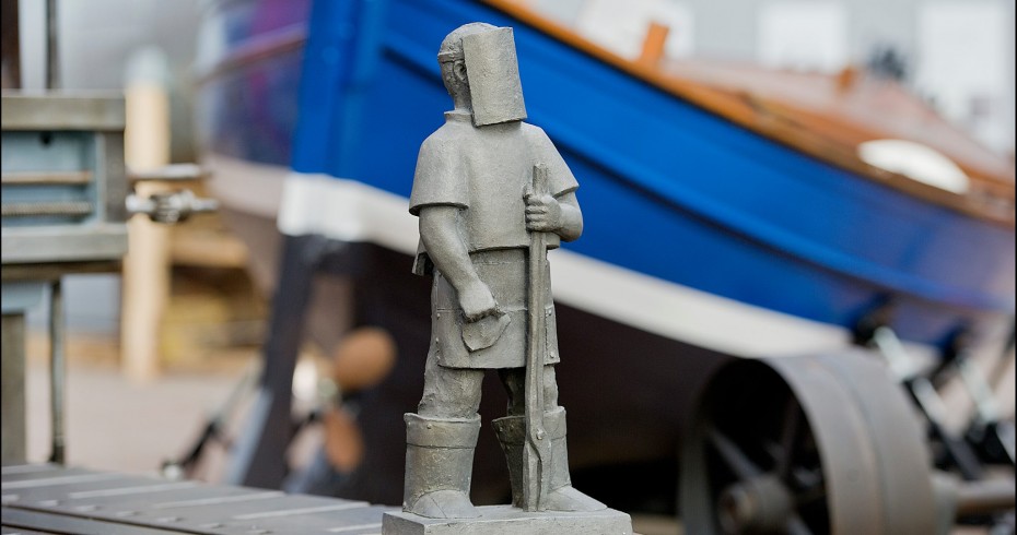 figure of a shipbuilder image of sculpture