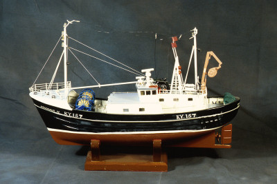 Model Boat image