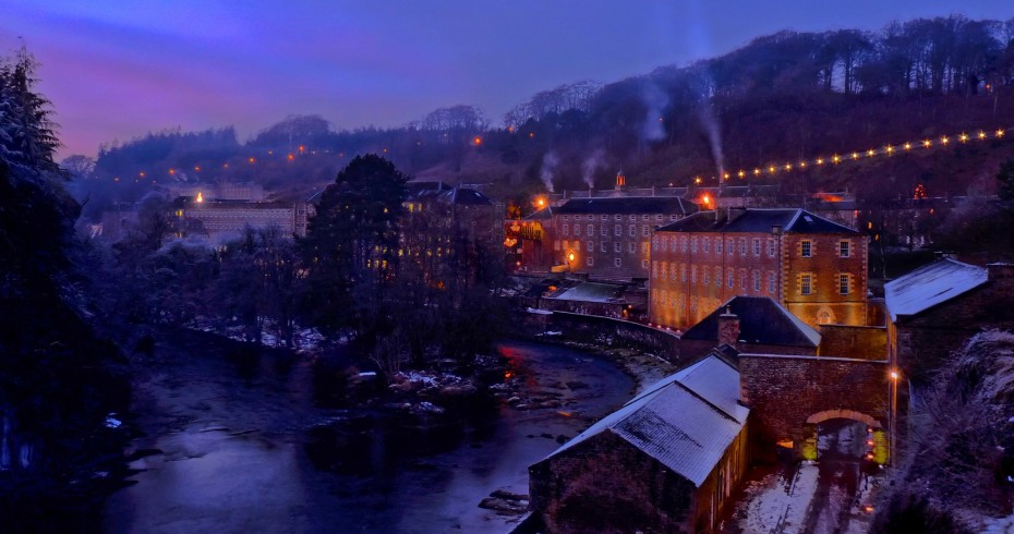 new lanark at dusk in snow