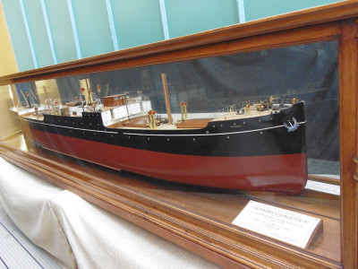 Shipmaker's Model of the SS Uganda/Livingstonia image