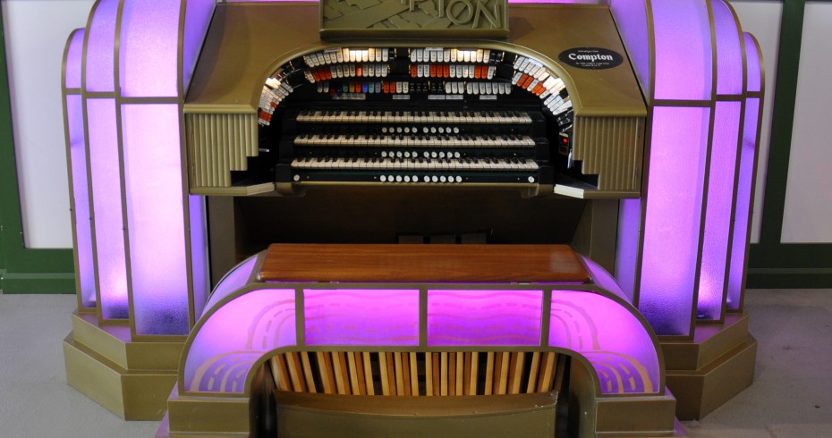 compton cinema organ