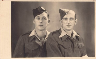 Photograph of two soldiers  image