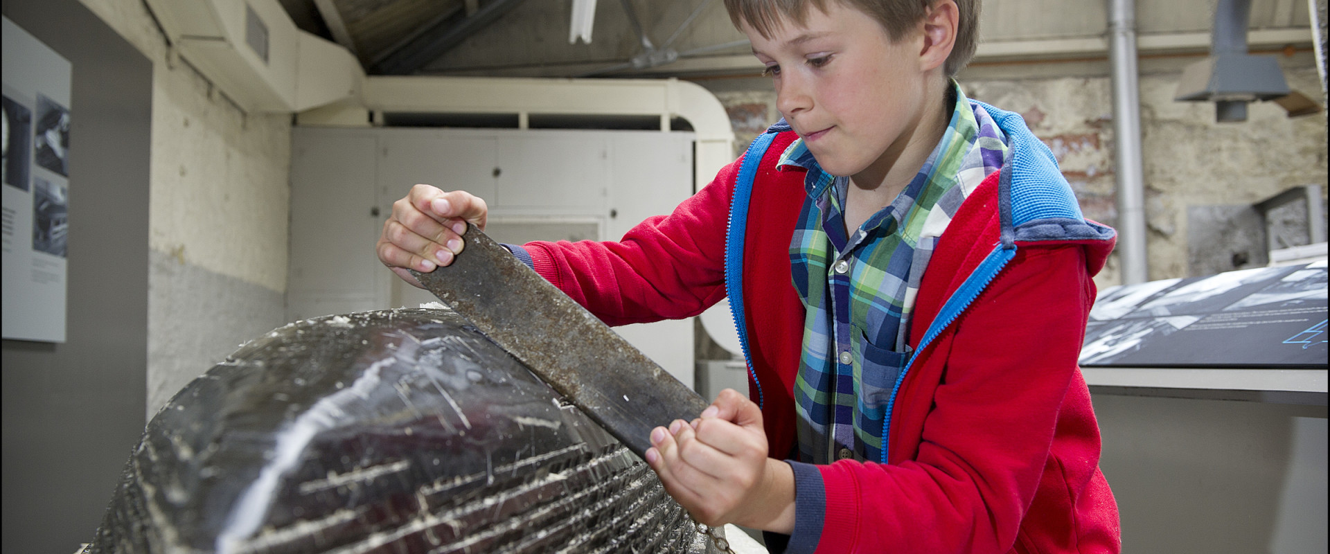 Scottish Maritime museum, Smoothing and carving a real wax hull model image